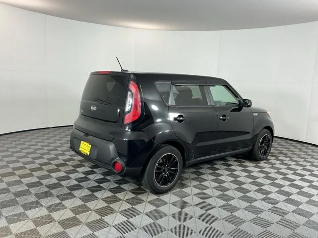Used 2015 Black Kia Base image 5
