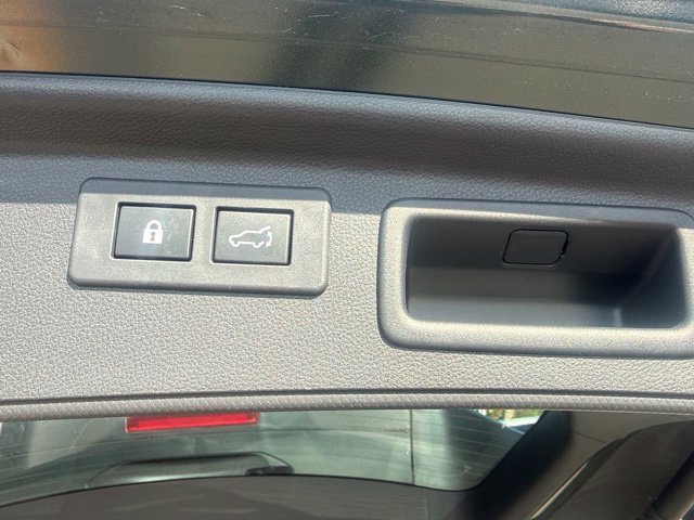 Used 2024 Green Subaru Limited image 33