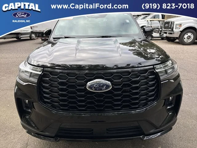 Used 2025 Black Ford ST-Line image 10
