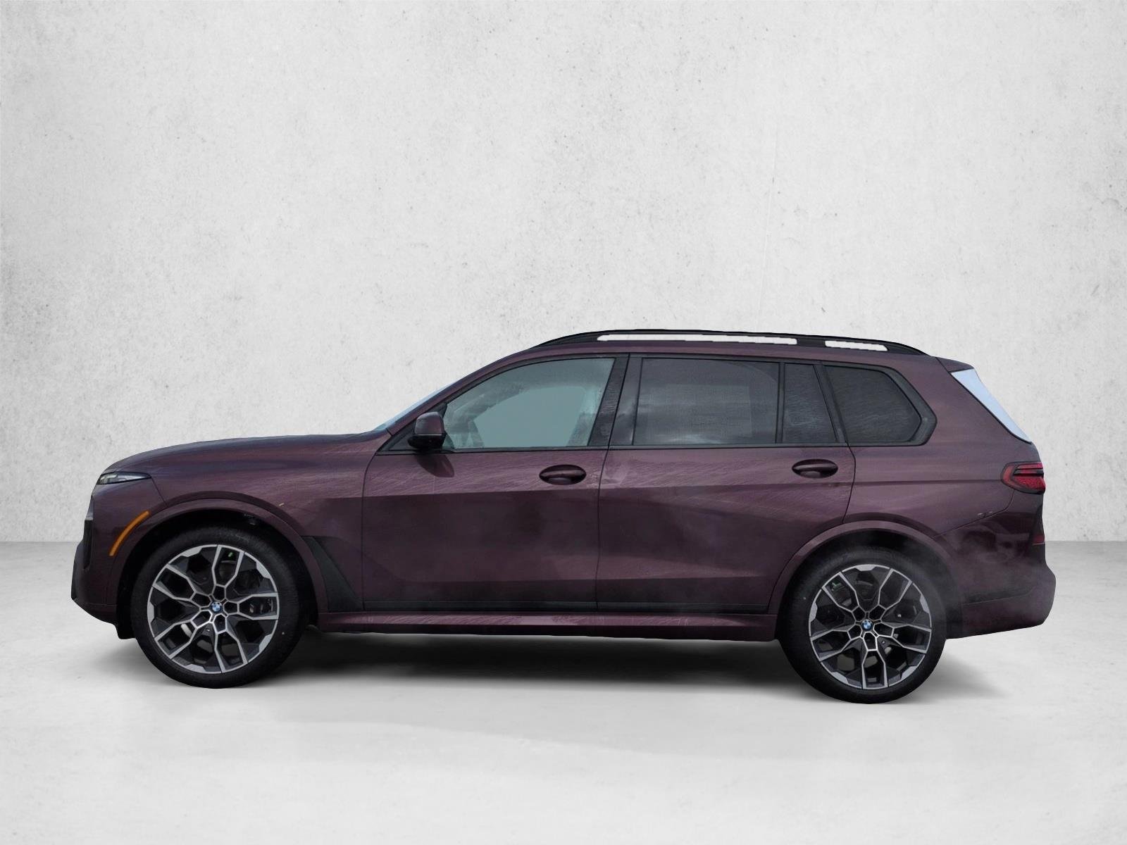Used 2026 Wildberry Metallic BMW xDrive40i image 5