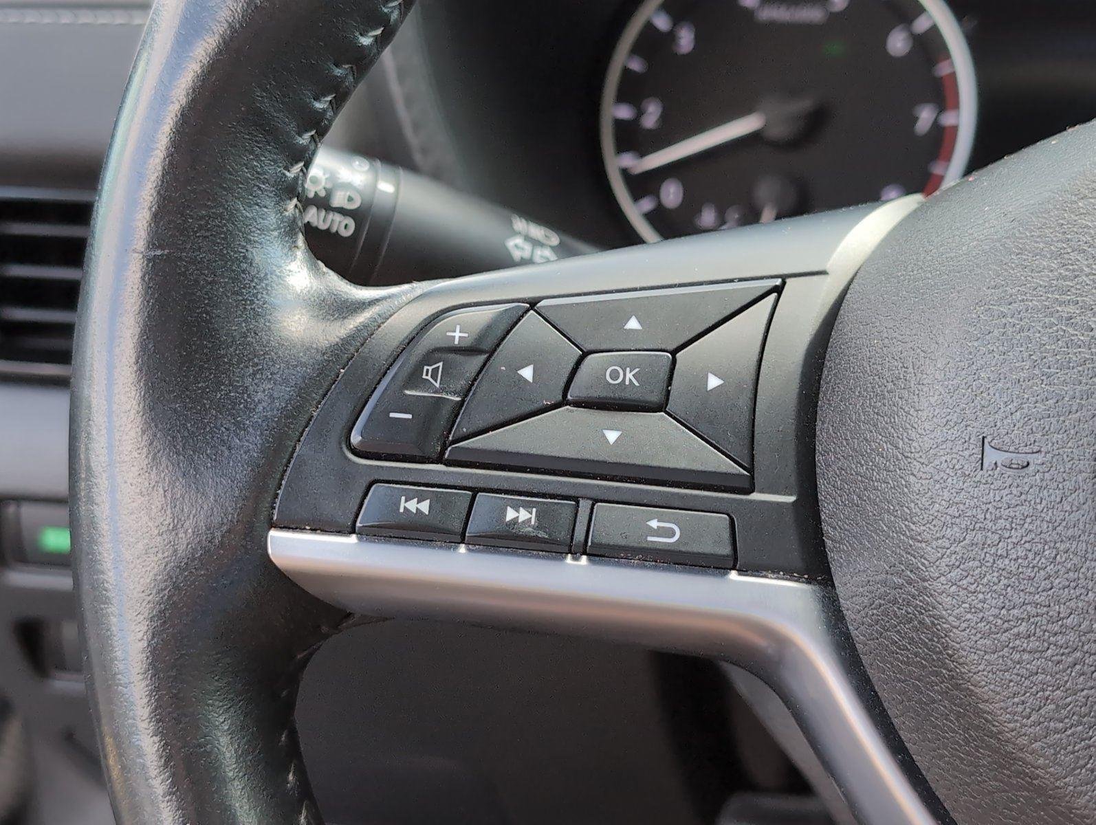 Used 2024 Gun Metallic Nissan SV image 28