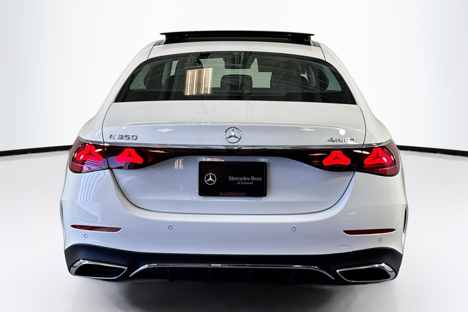 New 2026 Polar White Mercedes-Benz E 350 image 6