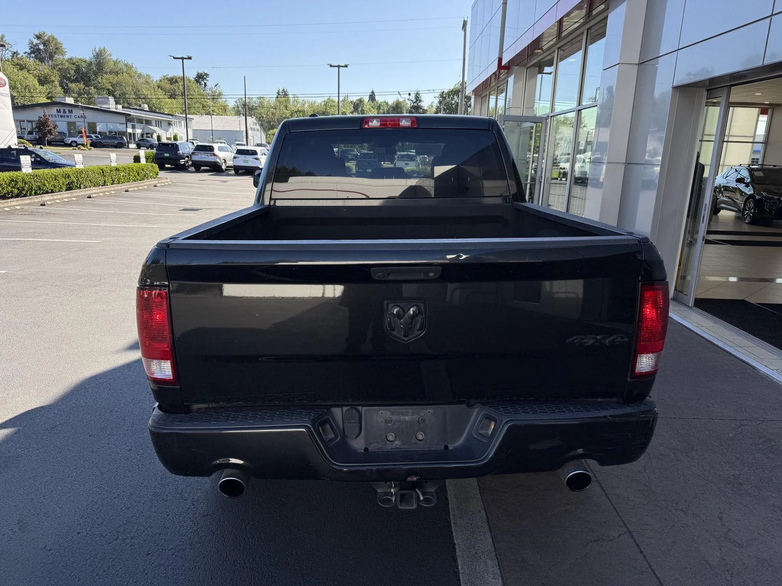 Used 2017 Brilliant Black Crystal Pearlcoat Ram Express image 4