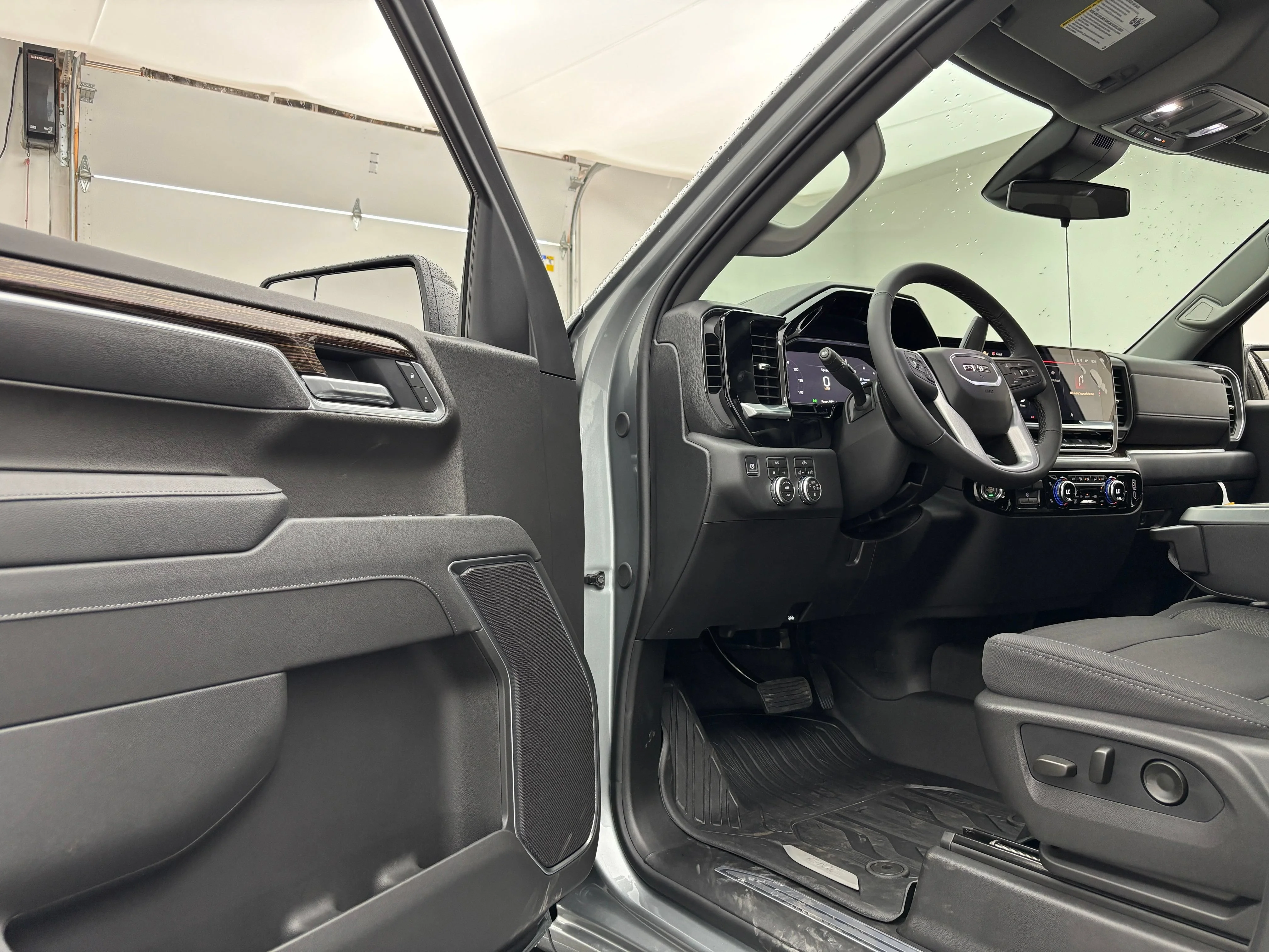 2026 GMC Sierra 1500 Elevation - Photo 15