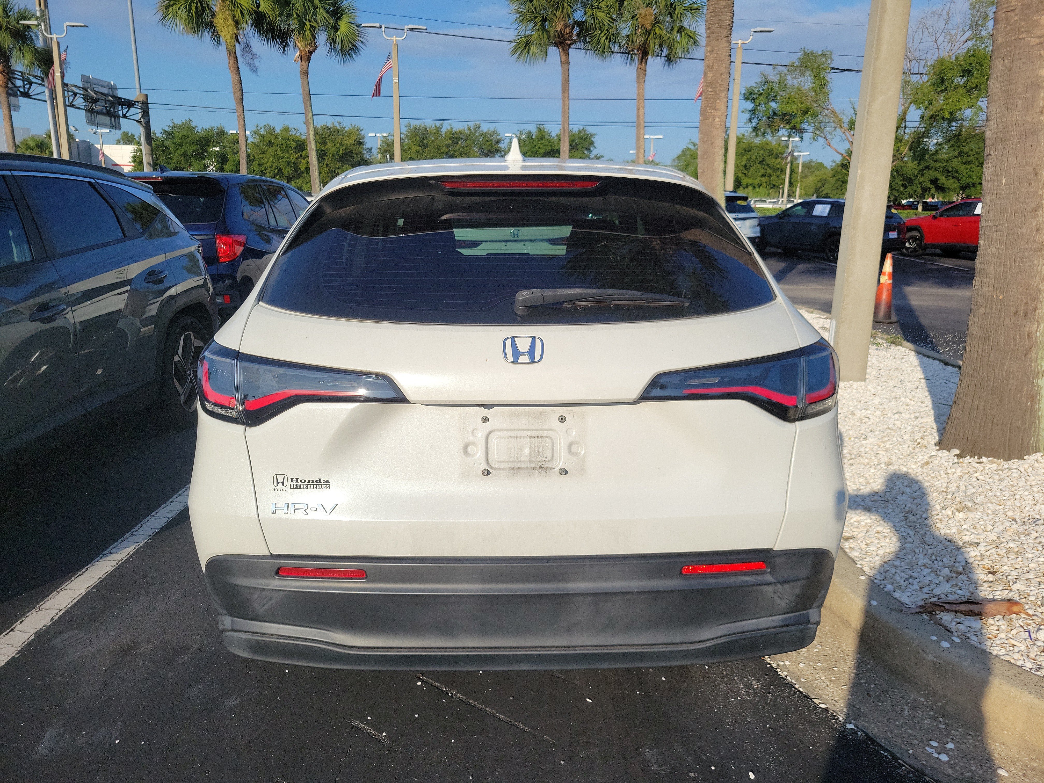 Used 2024 Platinum White Pearl Honda 5DR 2WD LX image 30
