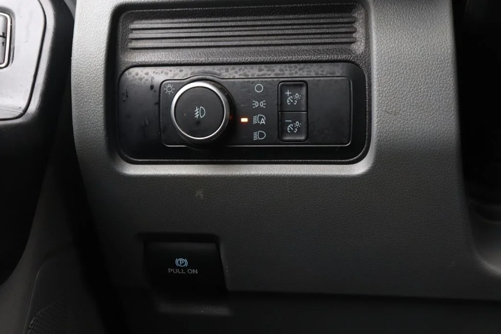 Used 2024 White Ford XL image 35