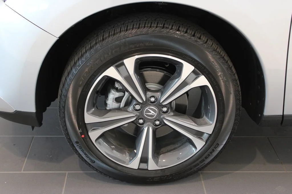 New 2026 Solar Silver Metallic Acura Technology Package image 27