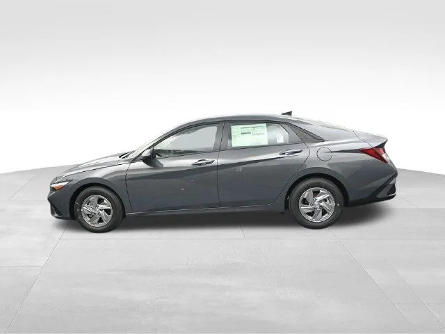 Used 2026 Gray Hyundai SE image 6