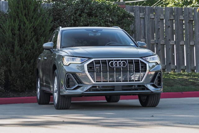 2023 Audi Q3 S line Premium Plus