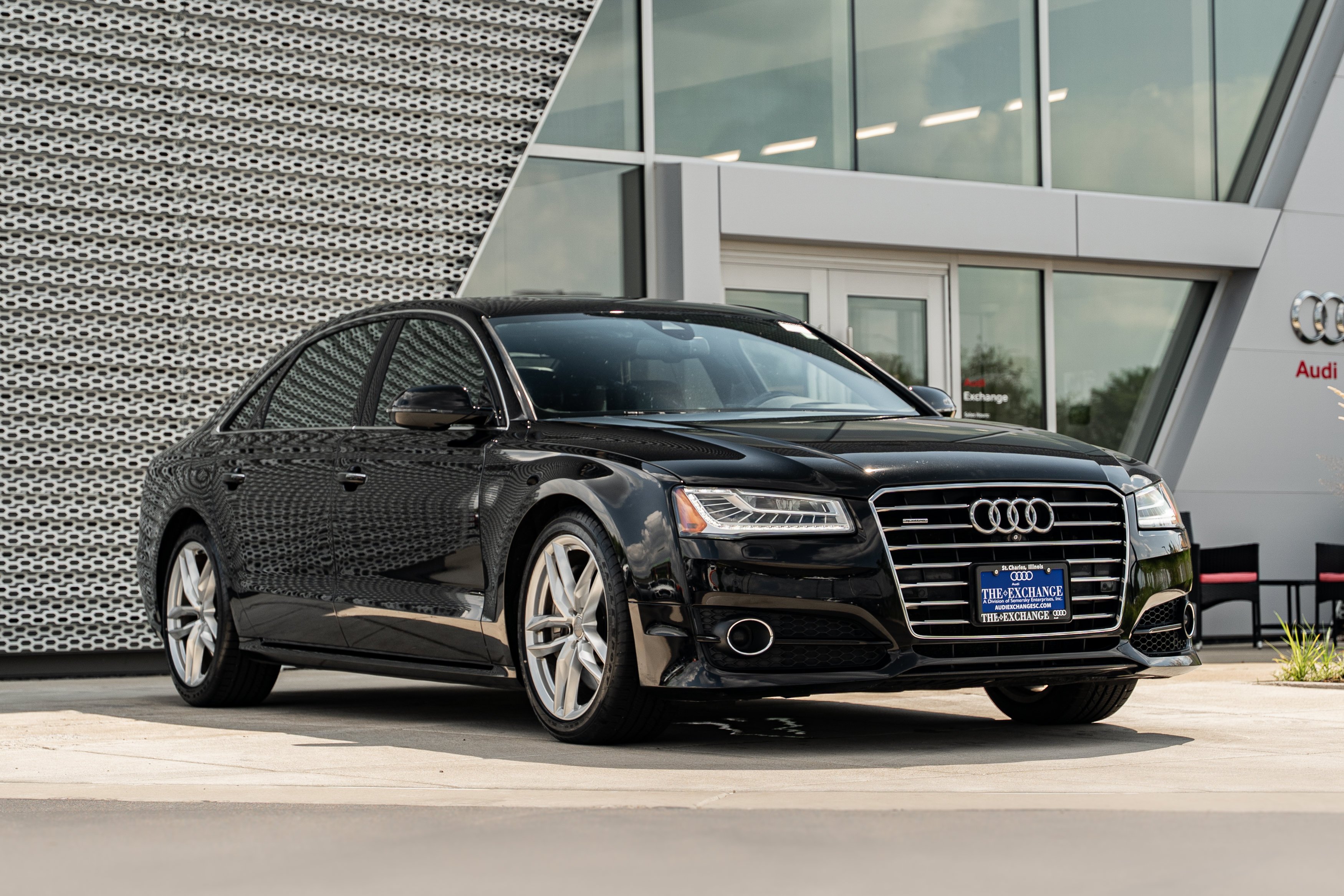 Used 2017 Mythos Black Metallic Audi Sport image 1