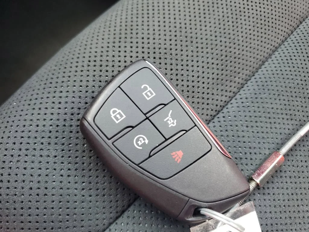 Used 2024 Summit White Chevrolet RS image 26