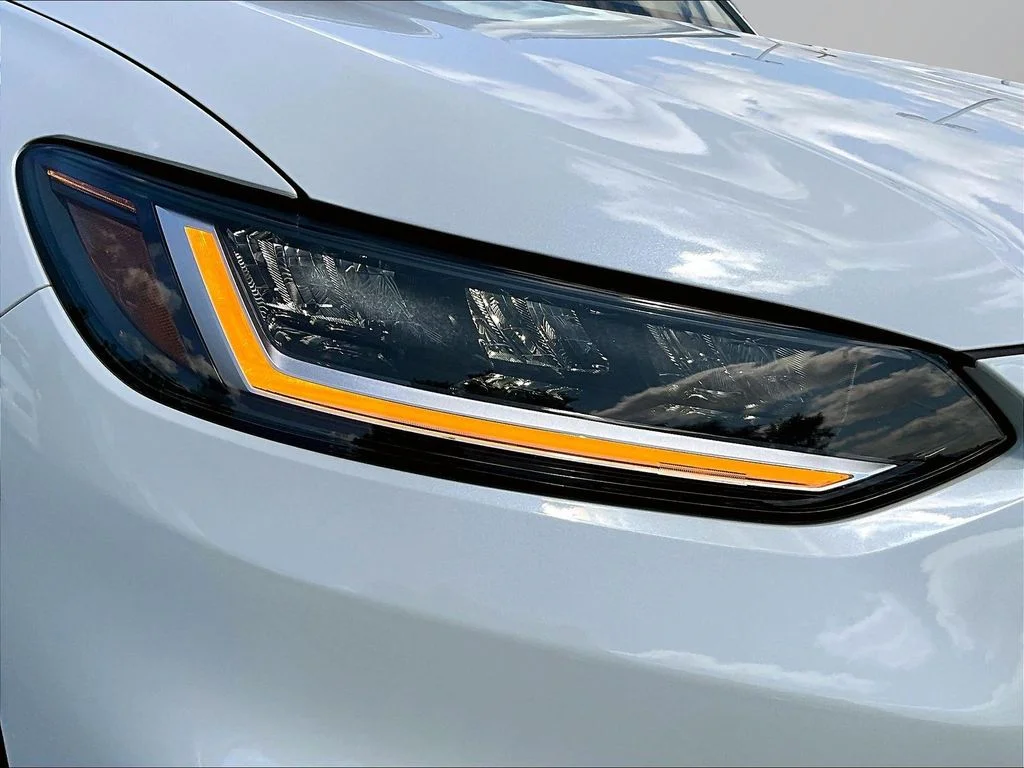 New 2027 Platinum White Pearl Honda Sport AWD image 27