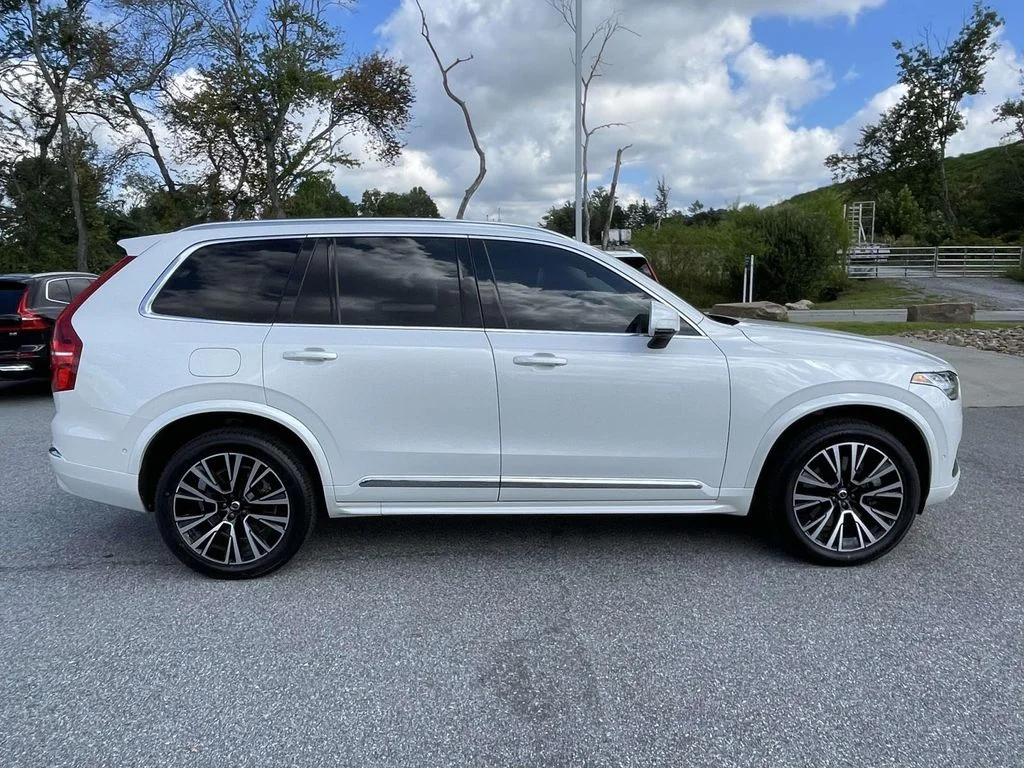 Used 2025 Crystal White Metallic Volvo Plus image 30