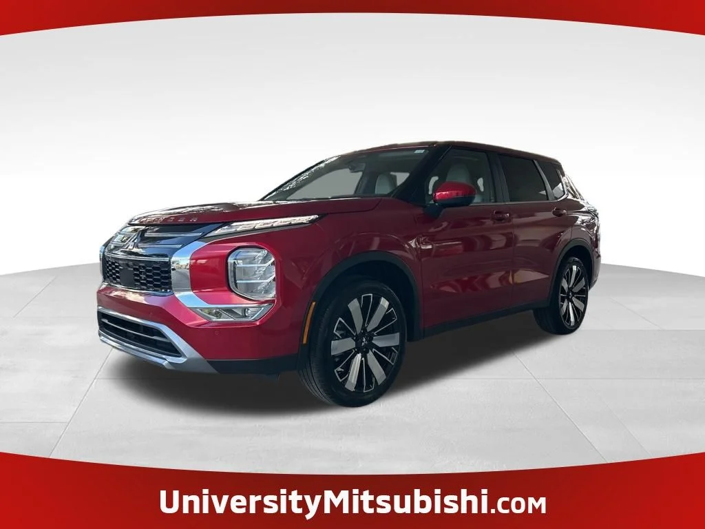 2026 Mitsubishi Outlander SE FWD's photo