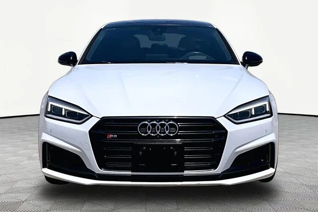 Used 2019 White Audi Prestige image 3