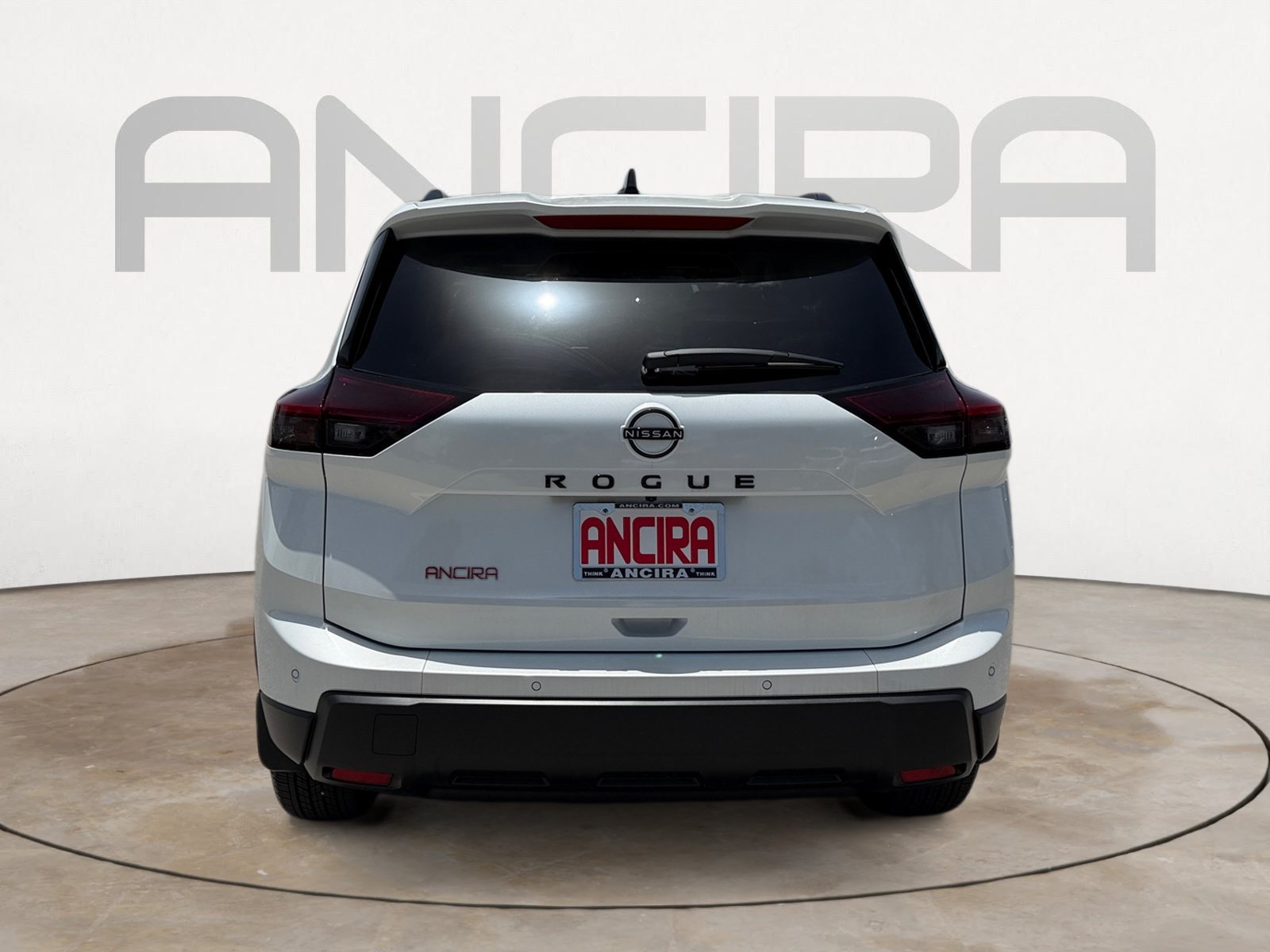 New 2026 Everest White Pearl Tricoat Nissan Dark Armor image 9