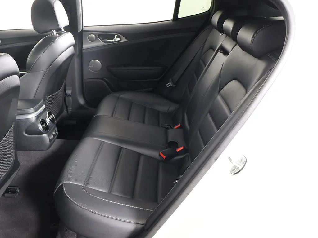 Used 2019 White Kia GT2 image 42