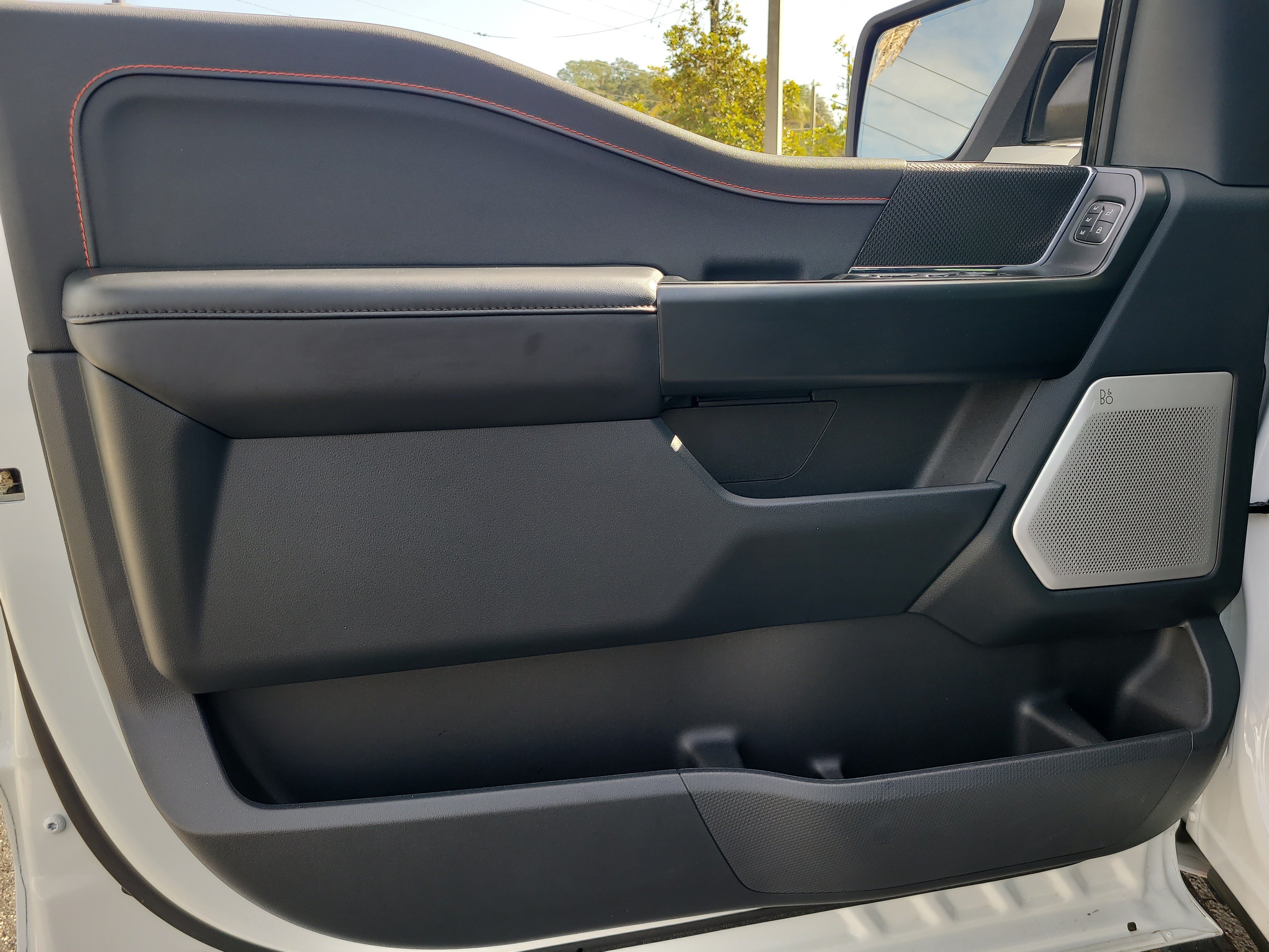 Used 2025 Oxford White Ford Raptor image 16