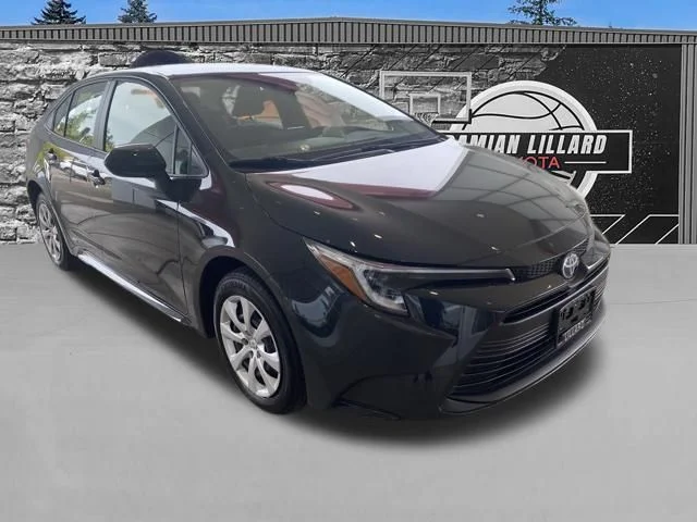 2025 Toyota Corolla Hybrid LE