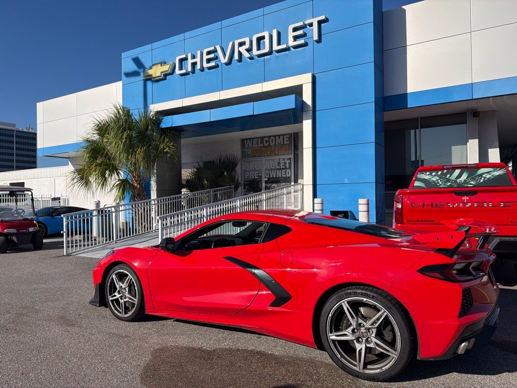 Used 2021 Red Chevrolet Stingray image 5