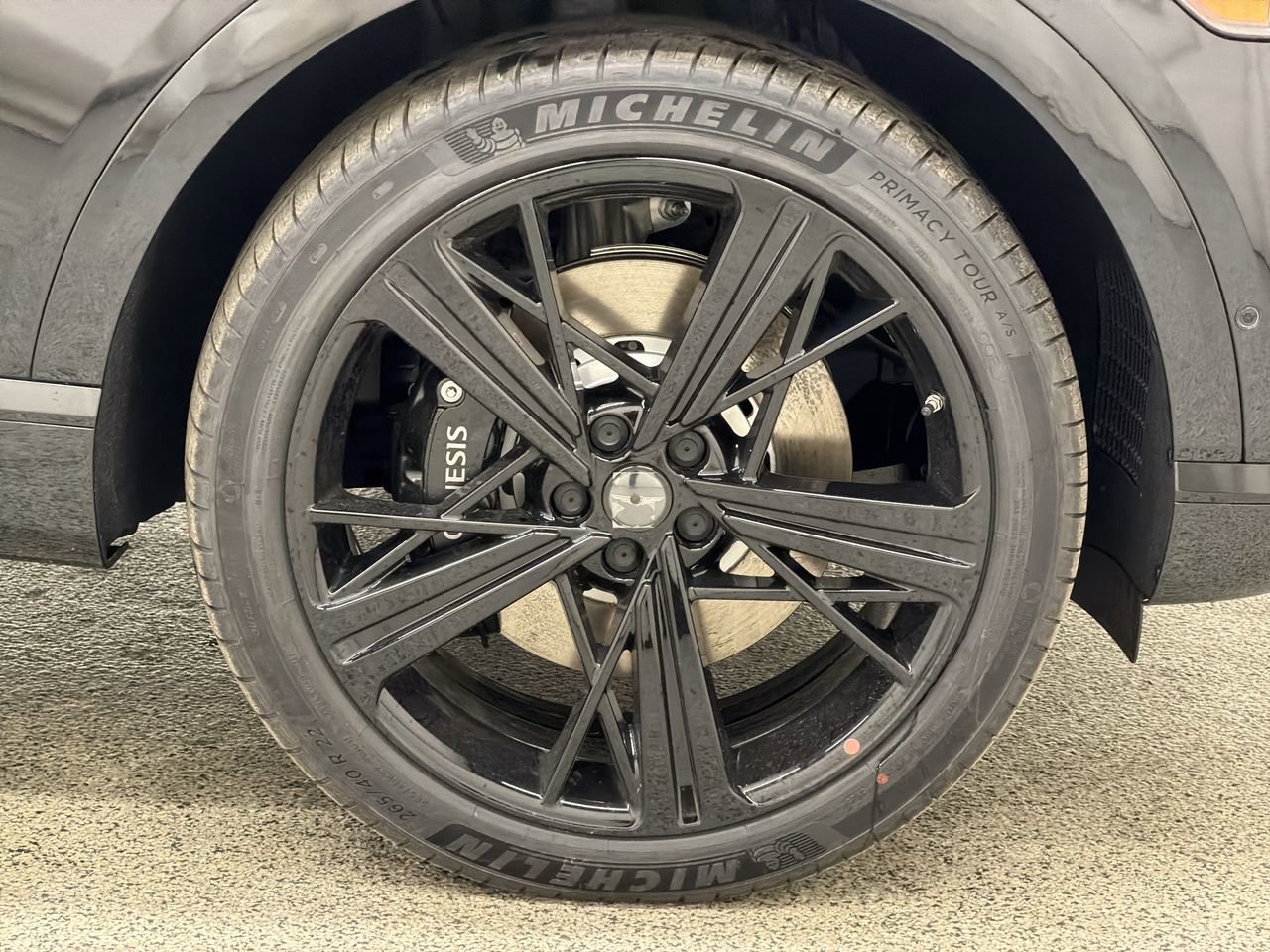 New 2026 Vik Black Genesis 3.5T E-SC MHEV PRESTIGE BLACK image 10