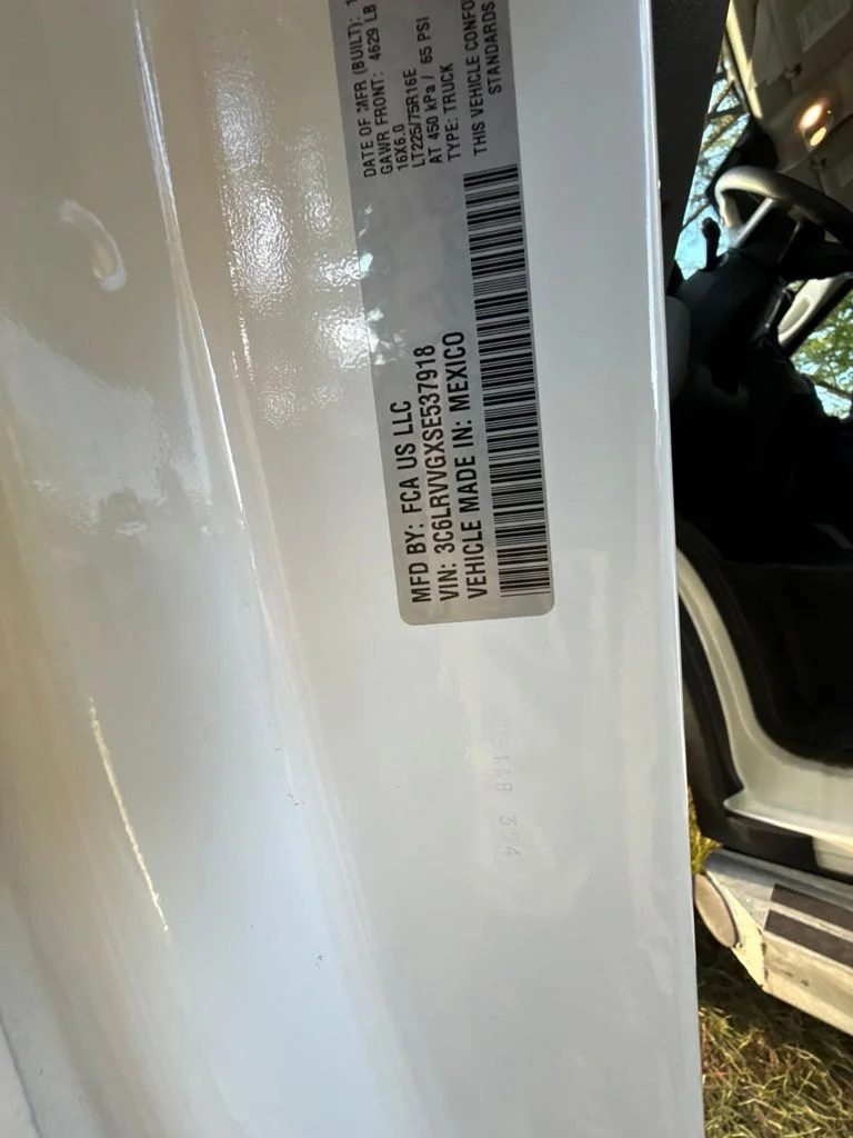 Used 2025 White Ram Base image 14