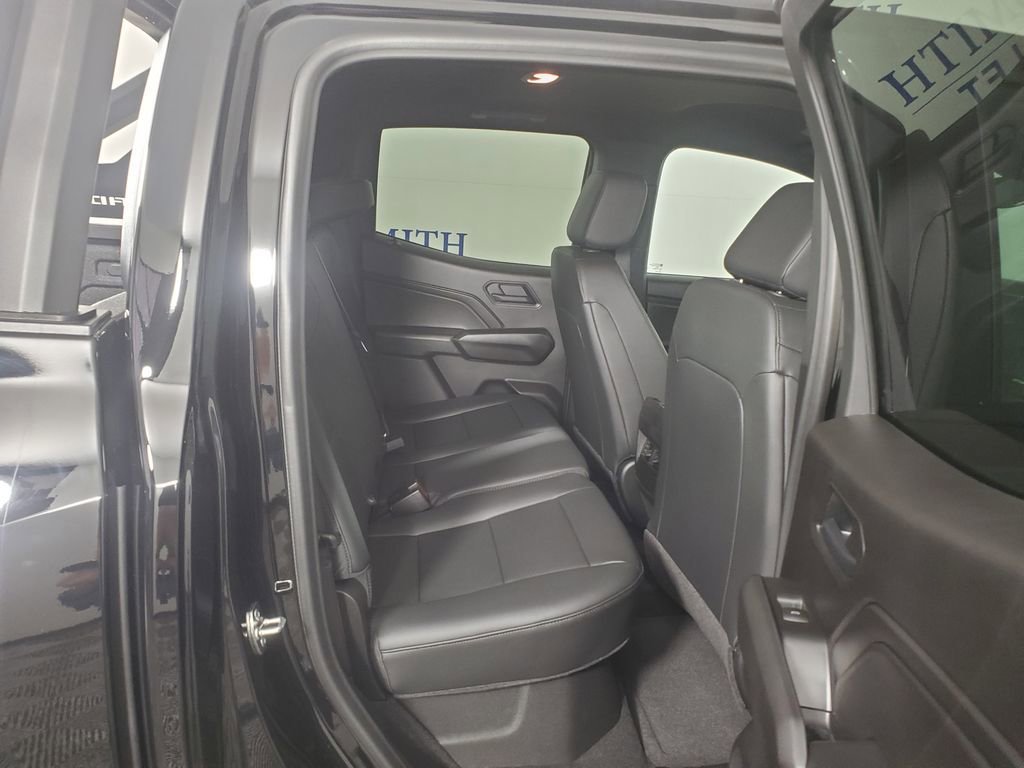 2026 Chevrolet Colorado Trail Boss - Photo 17