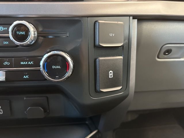 Used 2025 Blue Metallic Ford XLT image 21