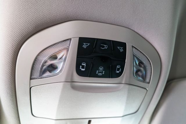 Used 2017 Silver Chrysler Touring image 26