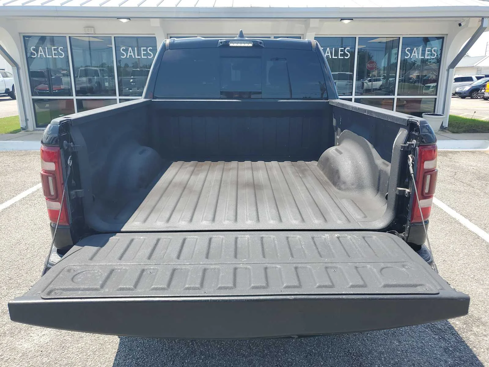 Used 2022  Ram Limited image 5