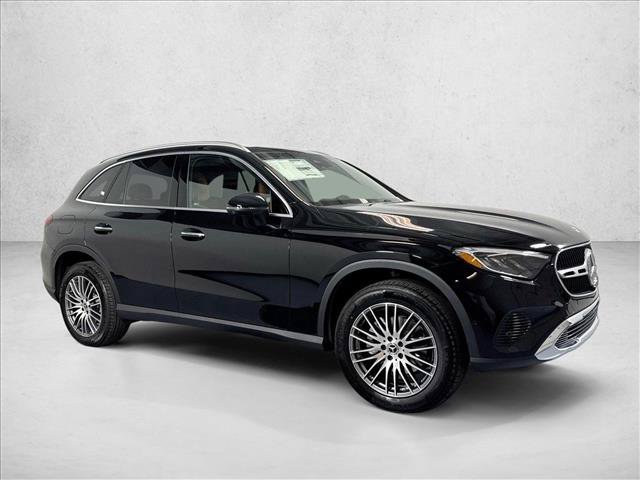 New 2026 Black Mercedes-Benz GLC 300 image 33