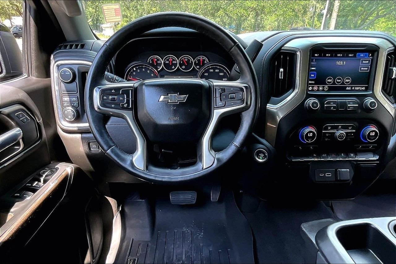 Used 2021 Black Chevrolet RST image 8