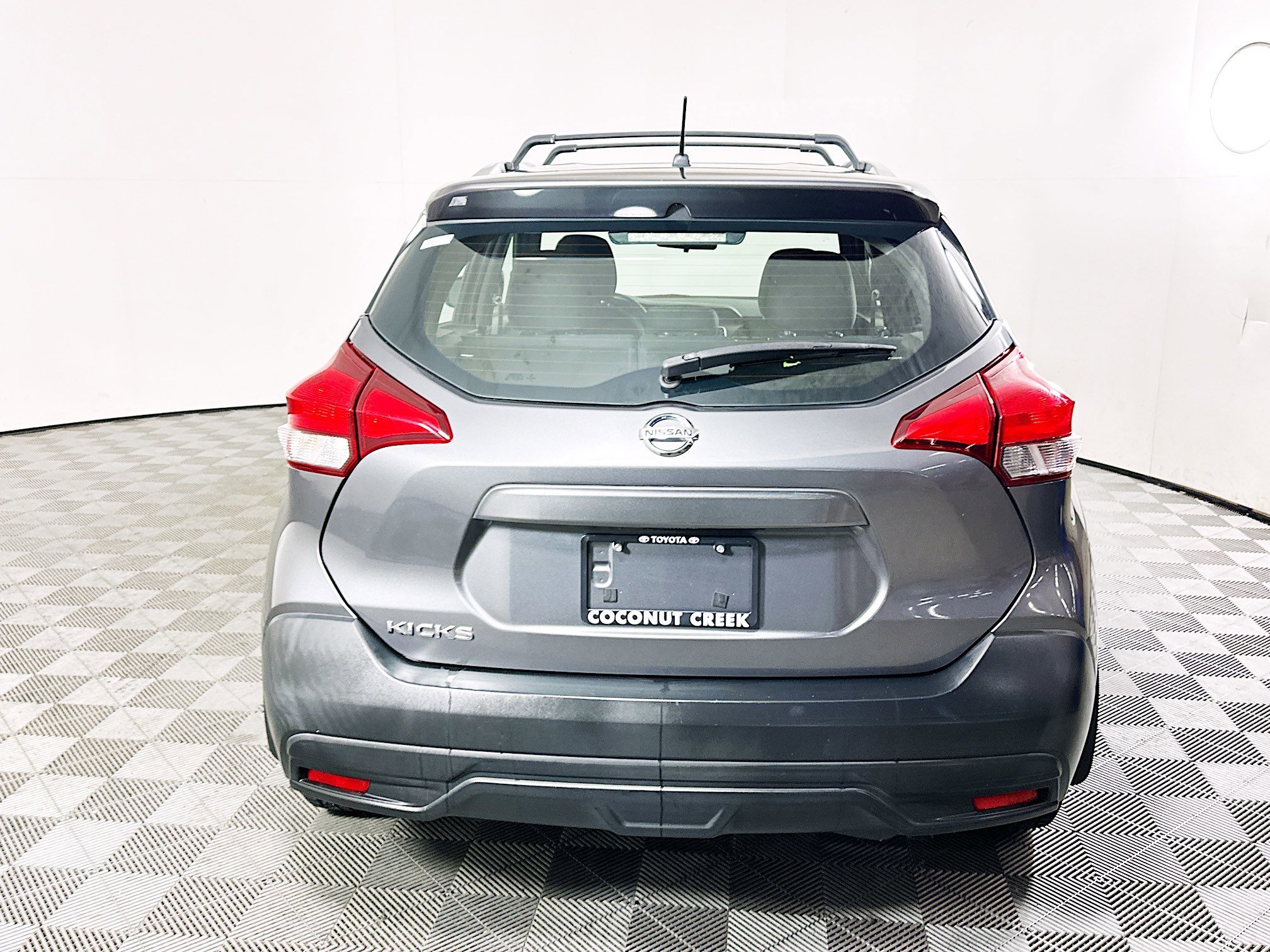 2019 Nissan Kicks thumbnail 7