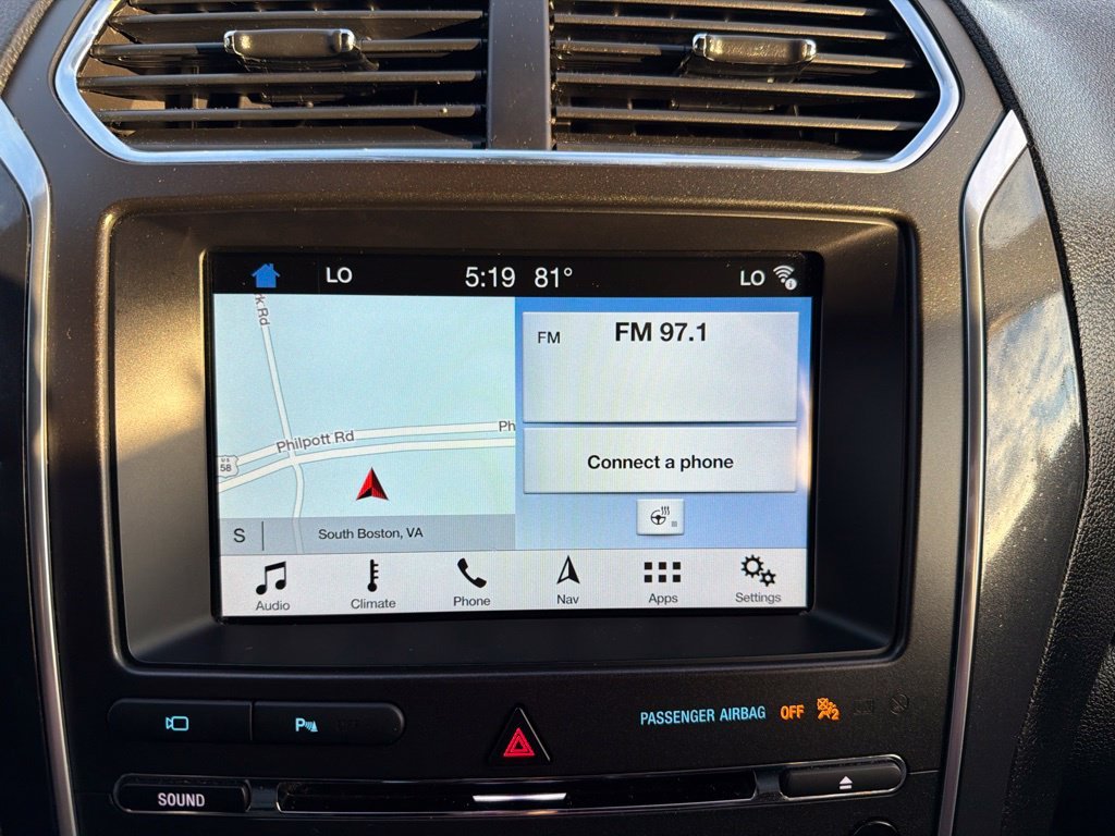 Used 2018 Blue Metallic Ford Limited image 32