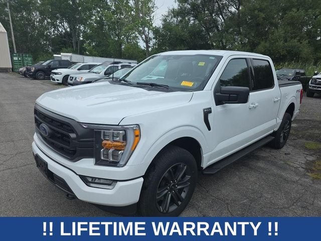 Used 2023 White Ford XLT image 1