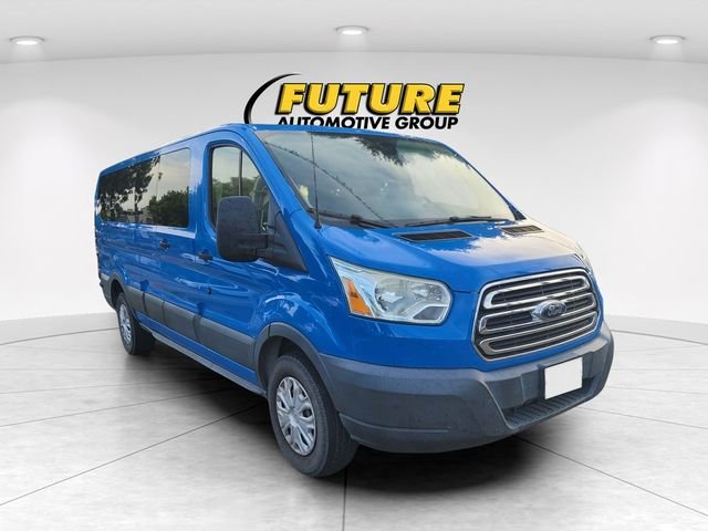Used 2015 White Ford XLT image 1