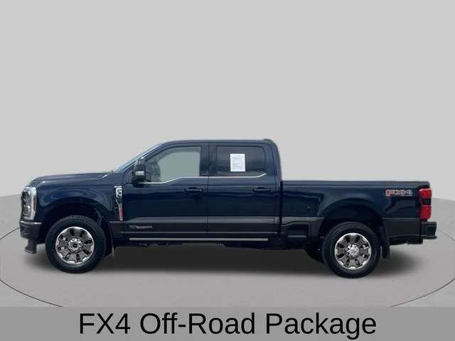 Used 2025 Gray Ford King Ranch image 3