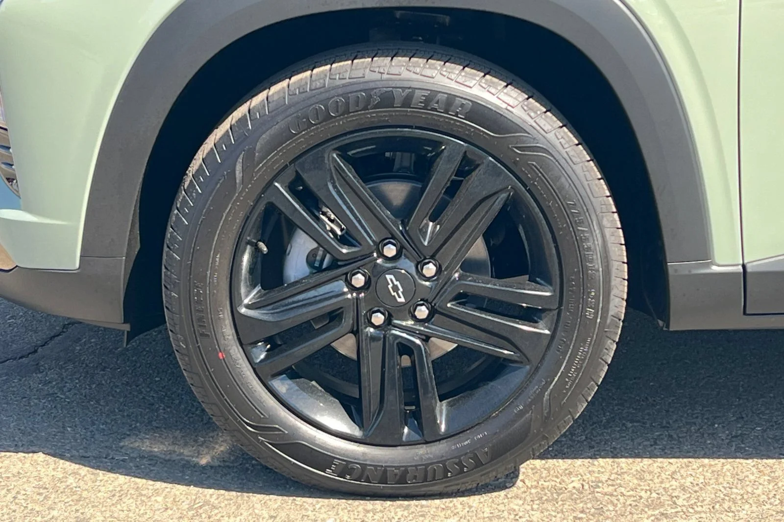 New 2026 Cacti Green Chevrolet ACTIV image 26