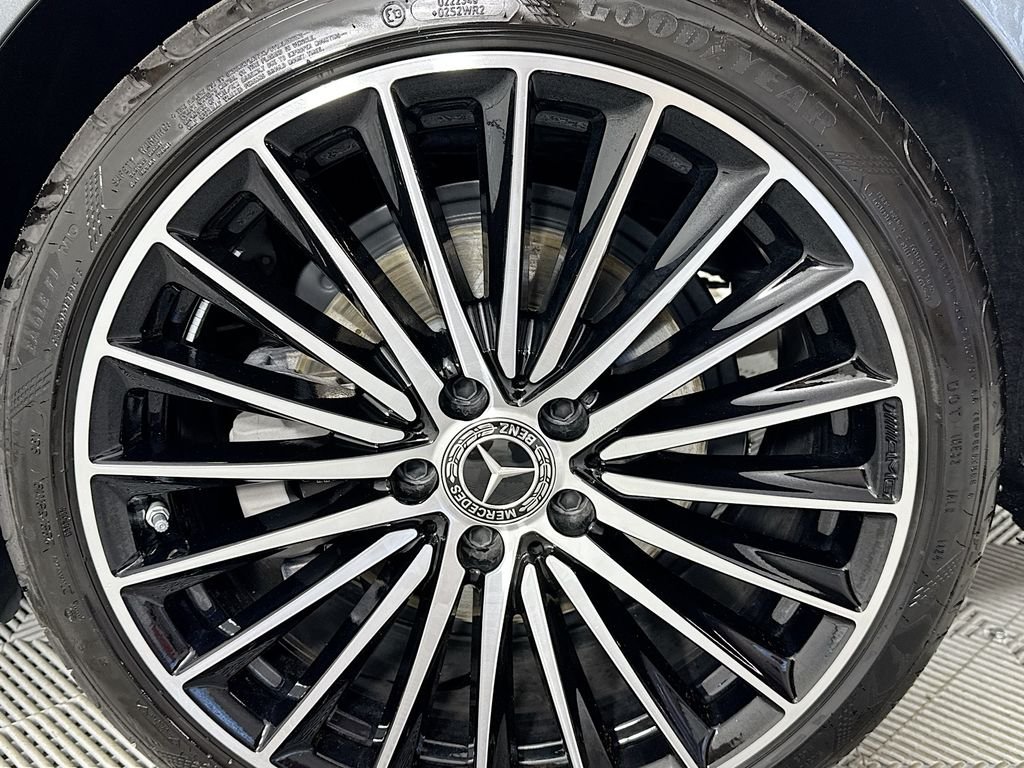 Used 2025 Gray Mercedes-Benz C 300 image 32