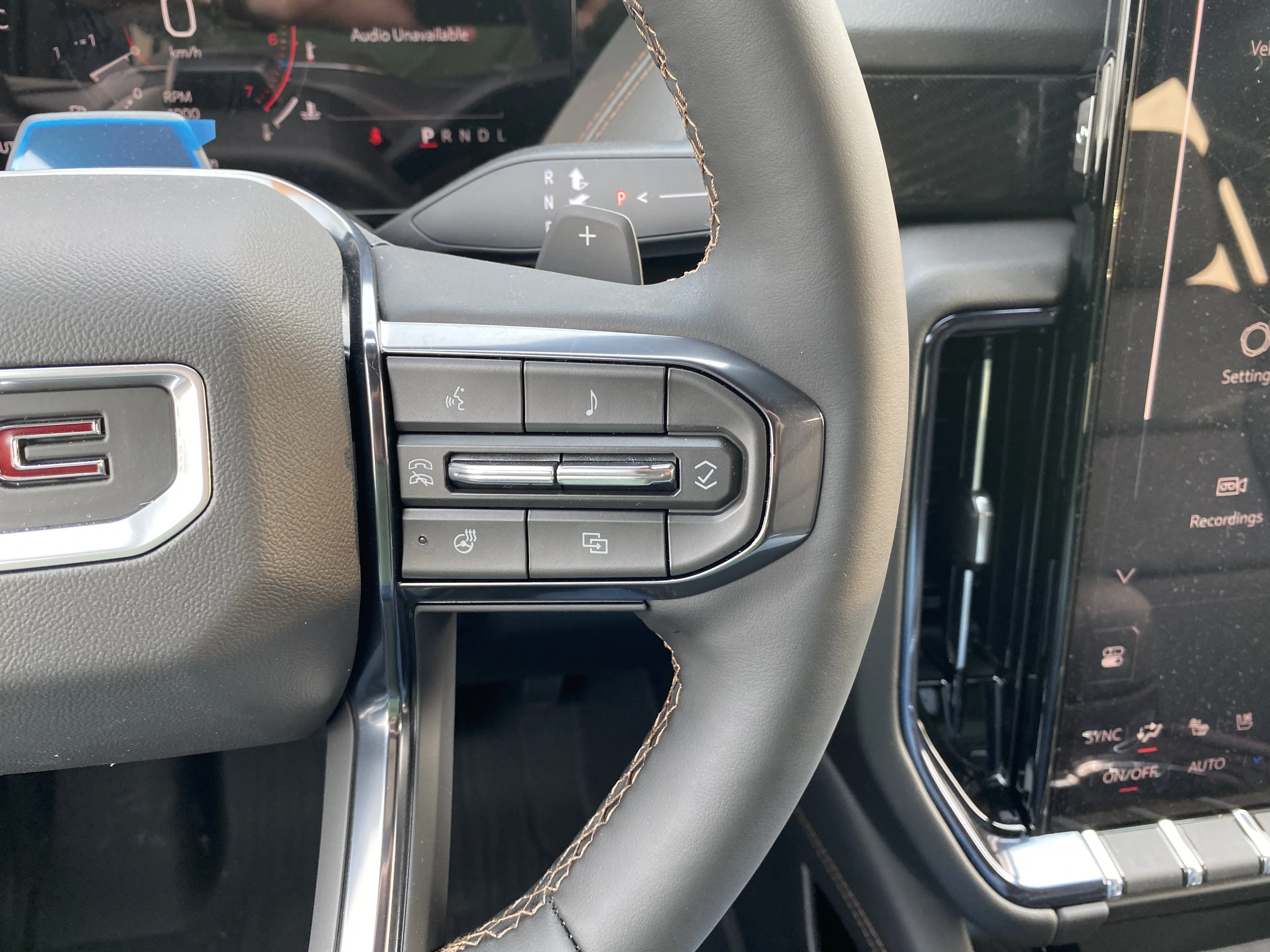 New 2026 ONYX BLACK GMC AT4 image 18