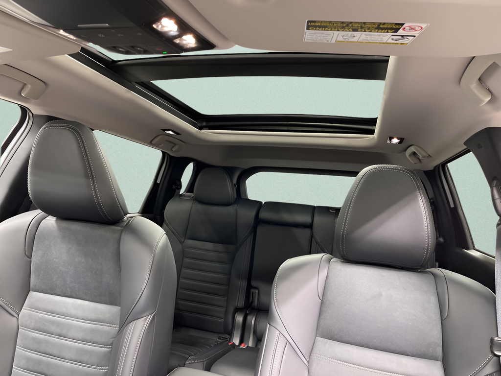 New 2026 White Diamond Mitsubishi SE image 9