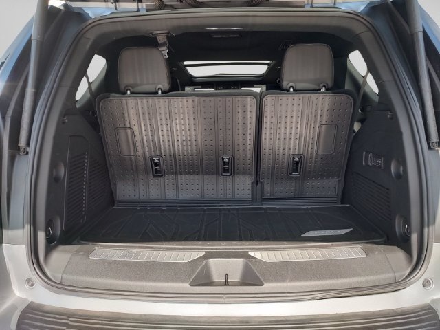 Used 2025 Gray Chevrolet RST image 32