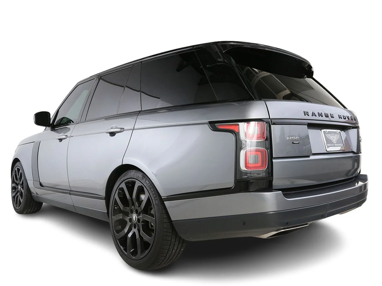 Used 2020 Gray Land Rover HSE image 7