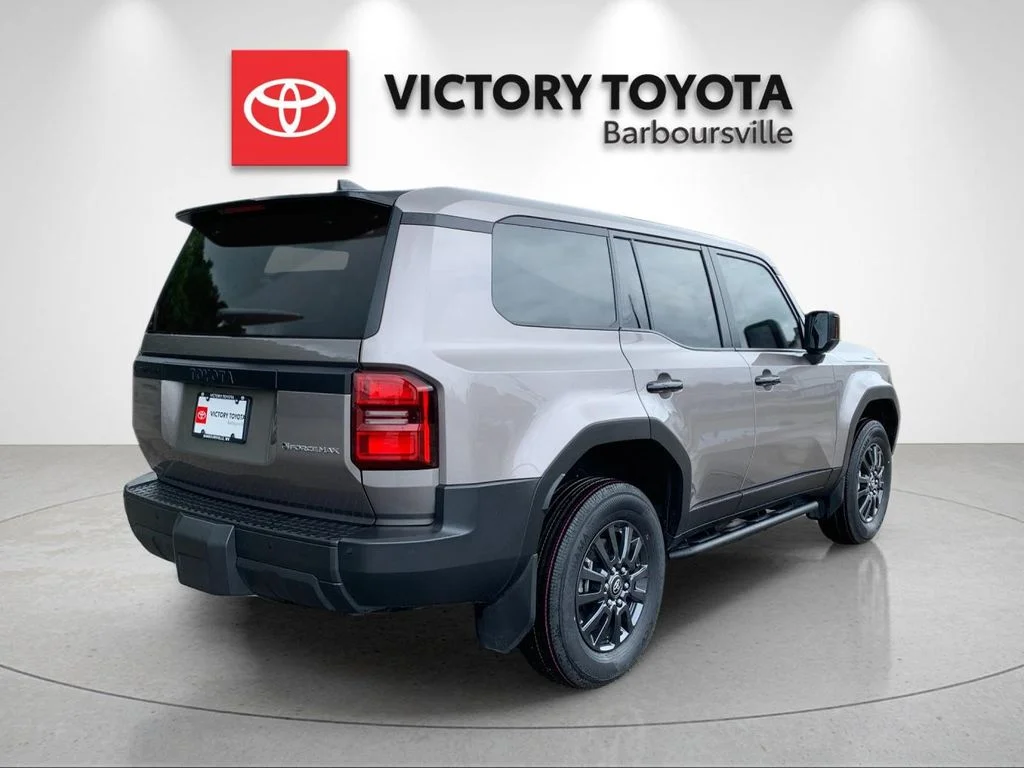 Used 2024  Toyota 1958 image 7