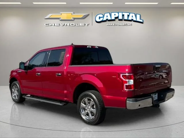 Used 2018 Red Ford XLT image 3
