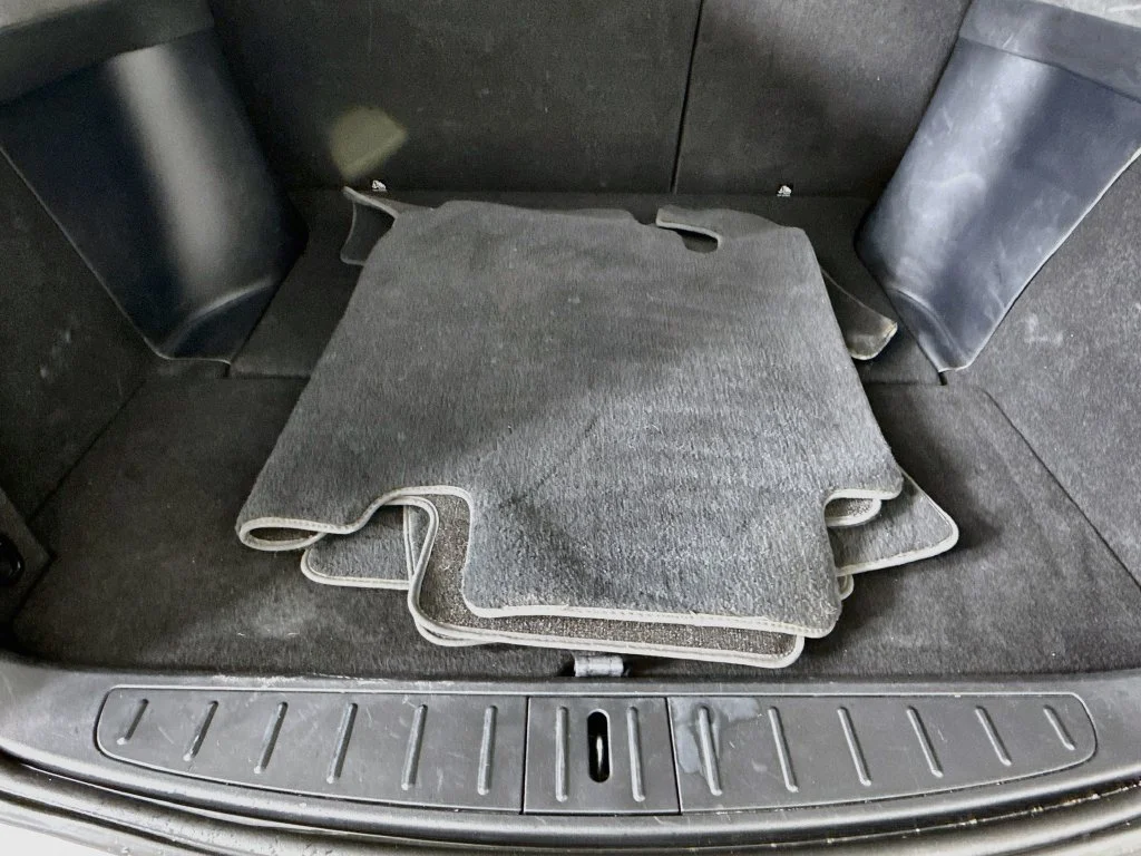 Used 2020 White Tesla Long Range image 27