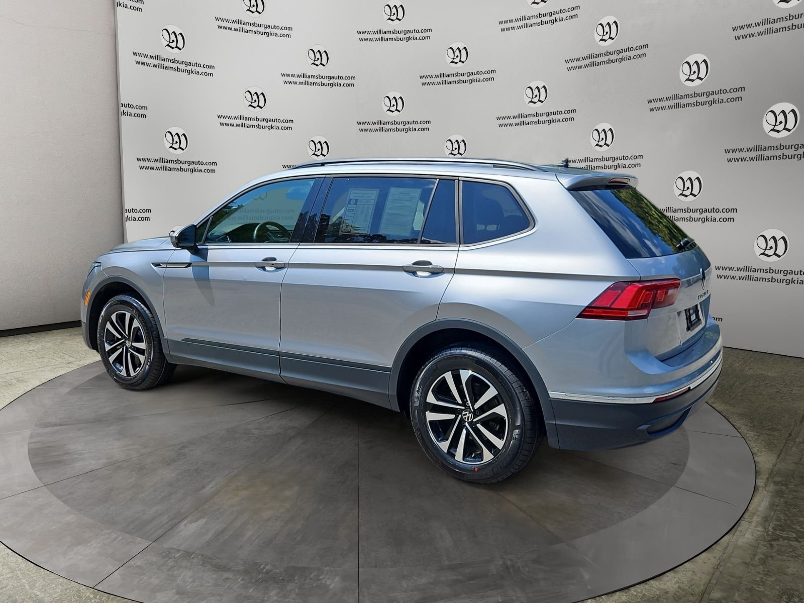Used 2024 Gray Volkswagen 2.0T S image 3