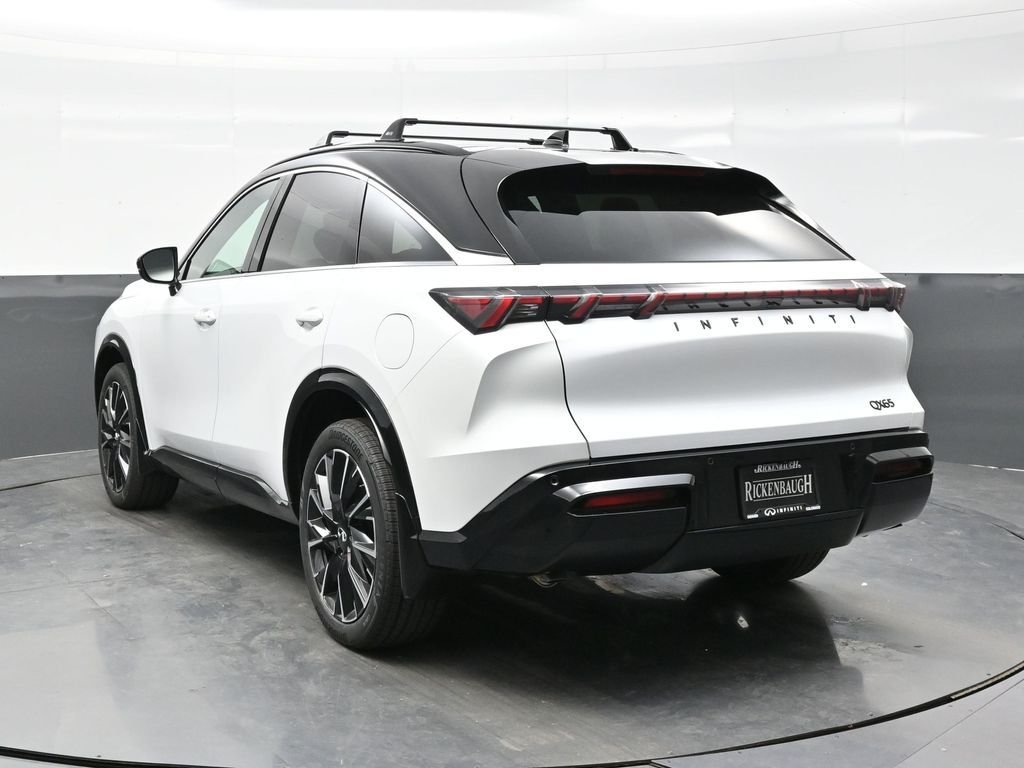 New 2027 2T RAD WHT INFINITI Autograph AWD image 5