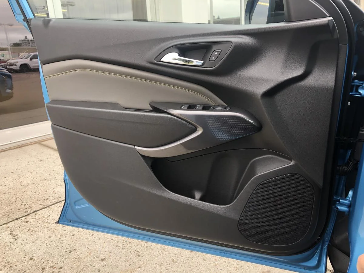 New 2026 Blue Chevrolet Fwd 4dr Activ image 18