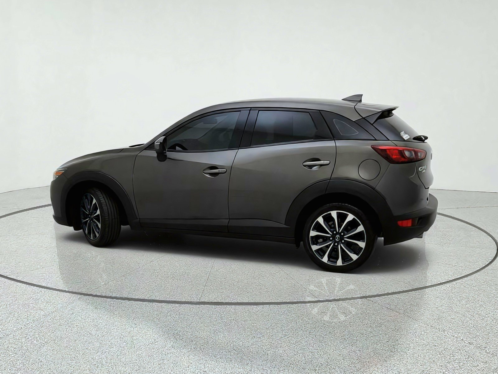 Used 2019 Titanium Flash Mica Mazda Touring image 13